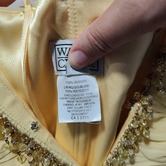 Yellow silk gown from Wayne Clark - Picture 4 of 7